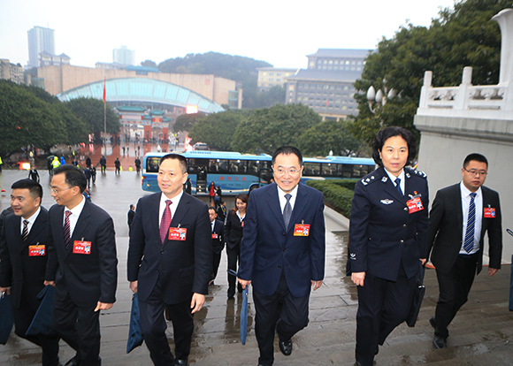 ������½������᳡